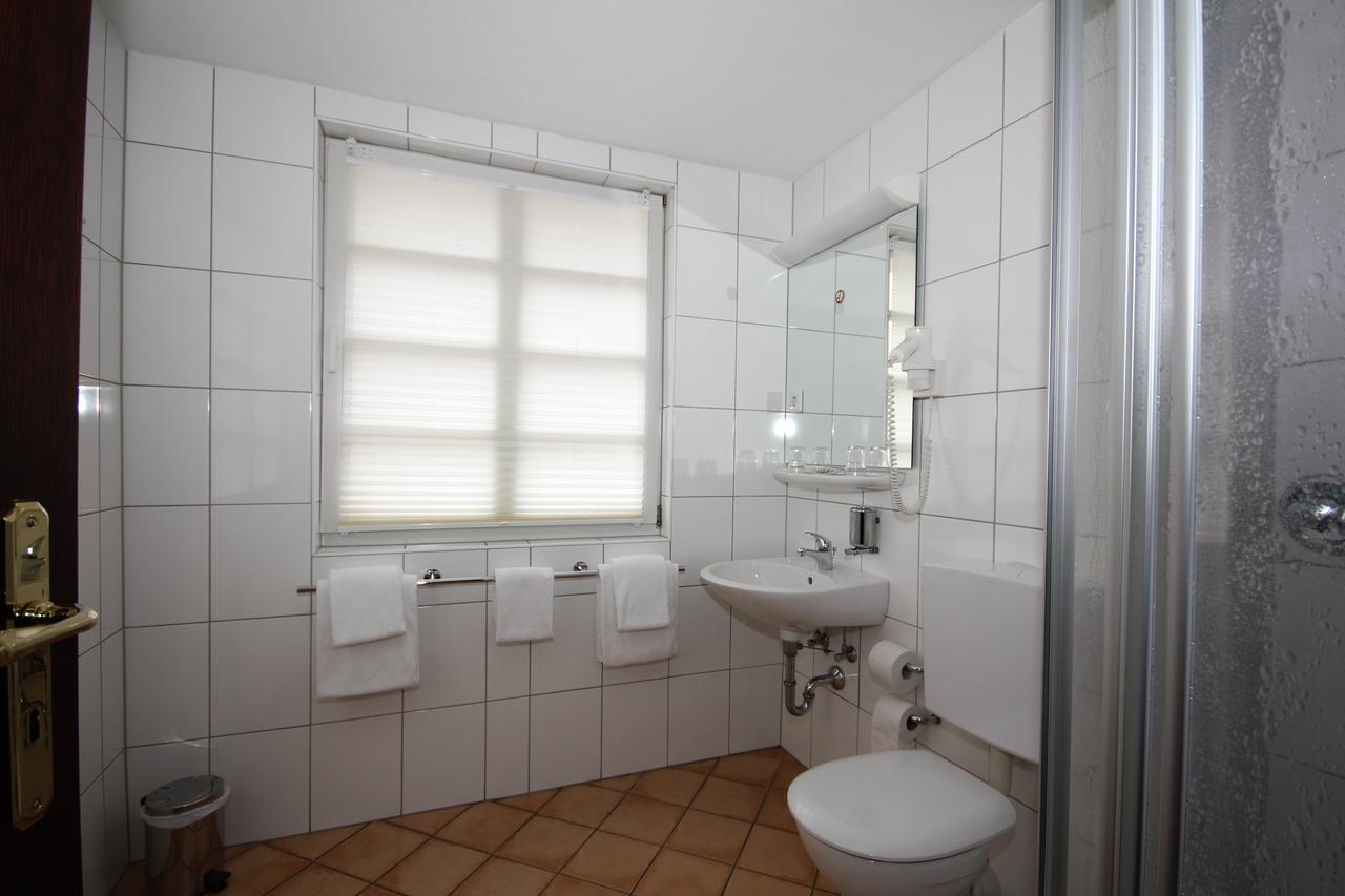 Hotel Drei Linden Люнен Экстерьер фото